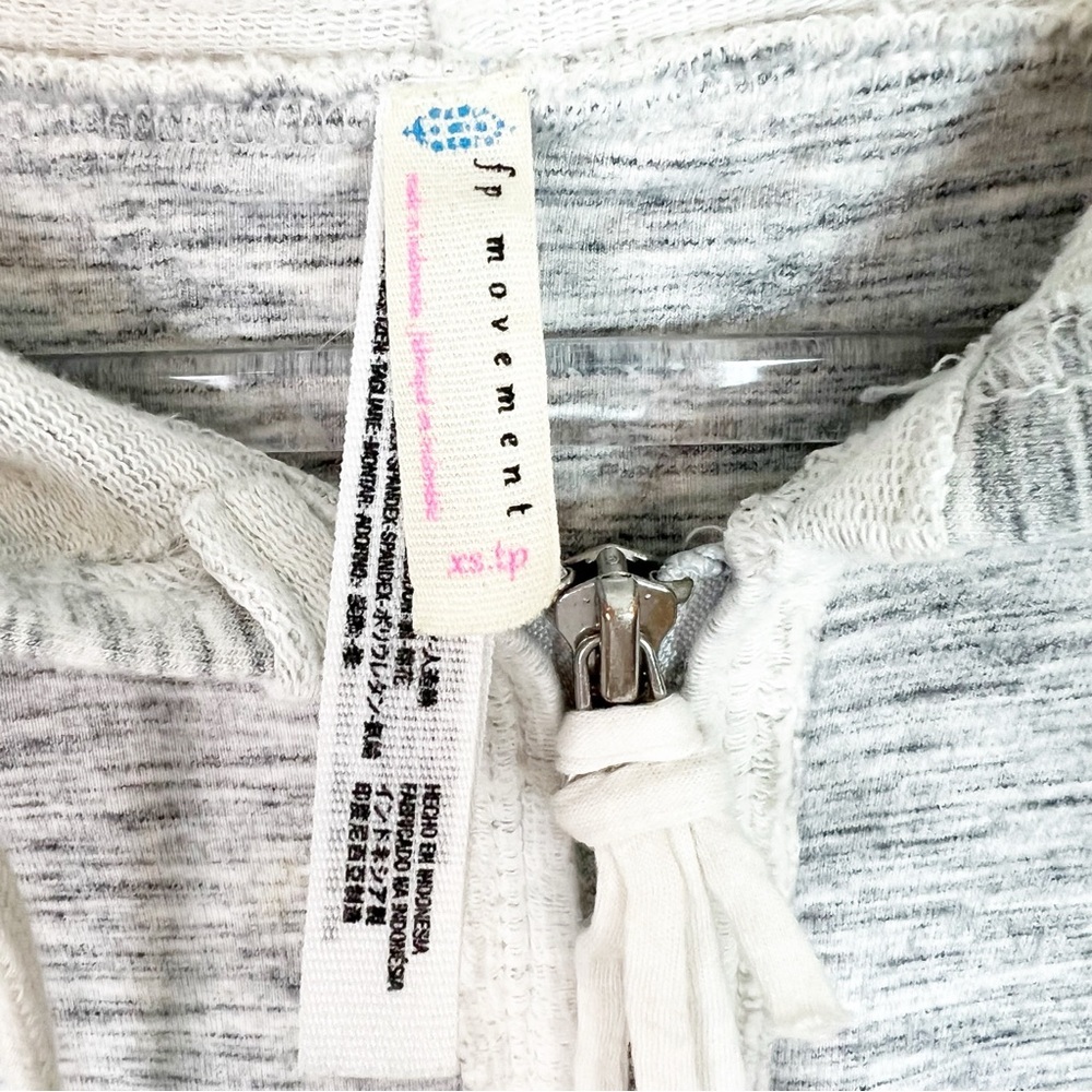 FREE PEOPLE MOVEMENT SHADOWBOXER GRAY SPACE DYE FULL ZIP HOODIE SWEATSHIRT SZ XS - Picture 3 of 5